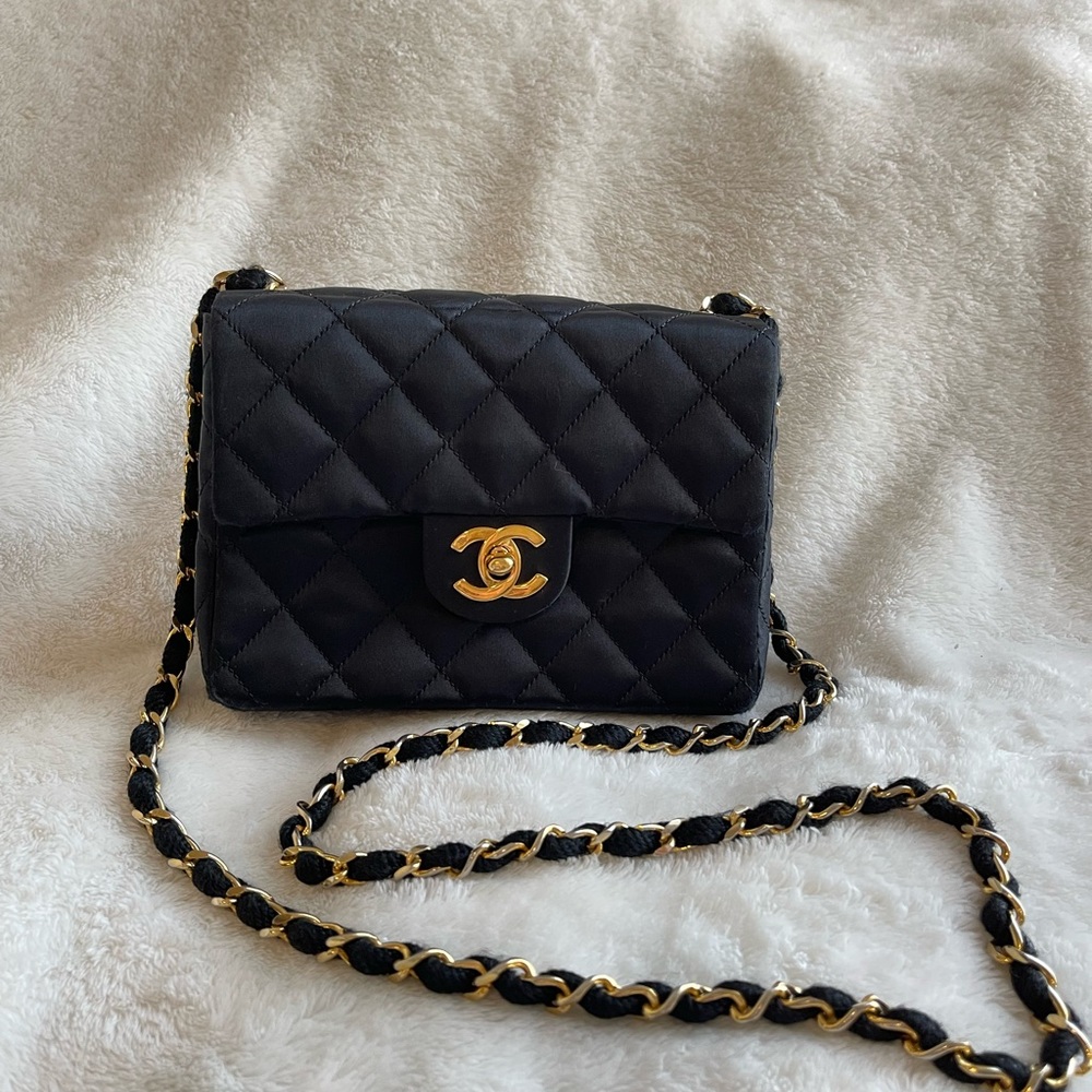 VINTAGE CHANEL Mini Satin Flap Bag